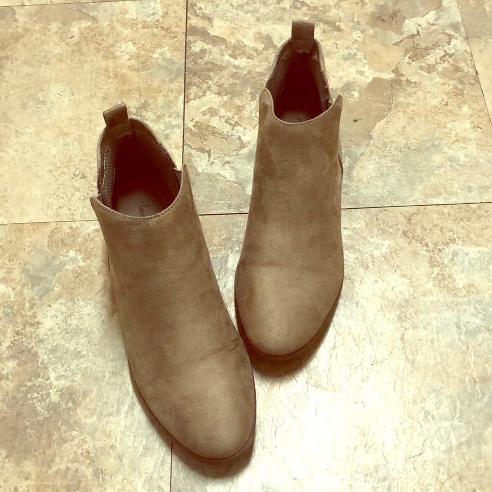 American Eagle Ankle Boots - Picture 7 of 7